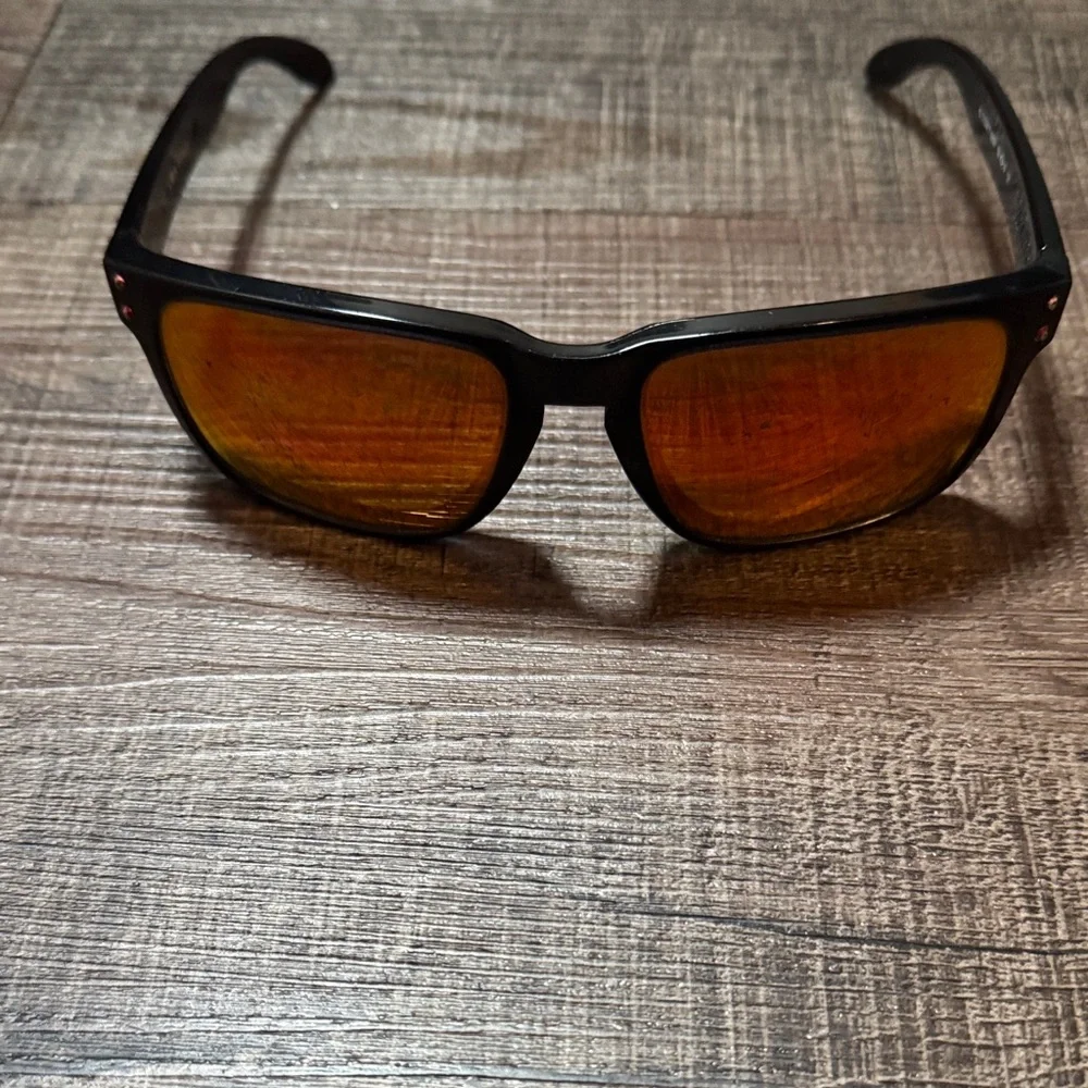 Oakley Holbrook Black Frame Sunglasses with Red Orange Mirrored Lenses - Picture 2 of 11